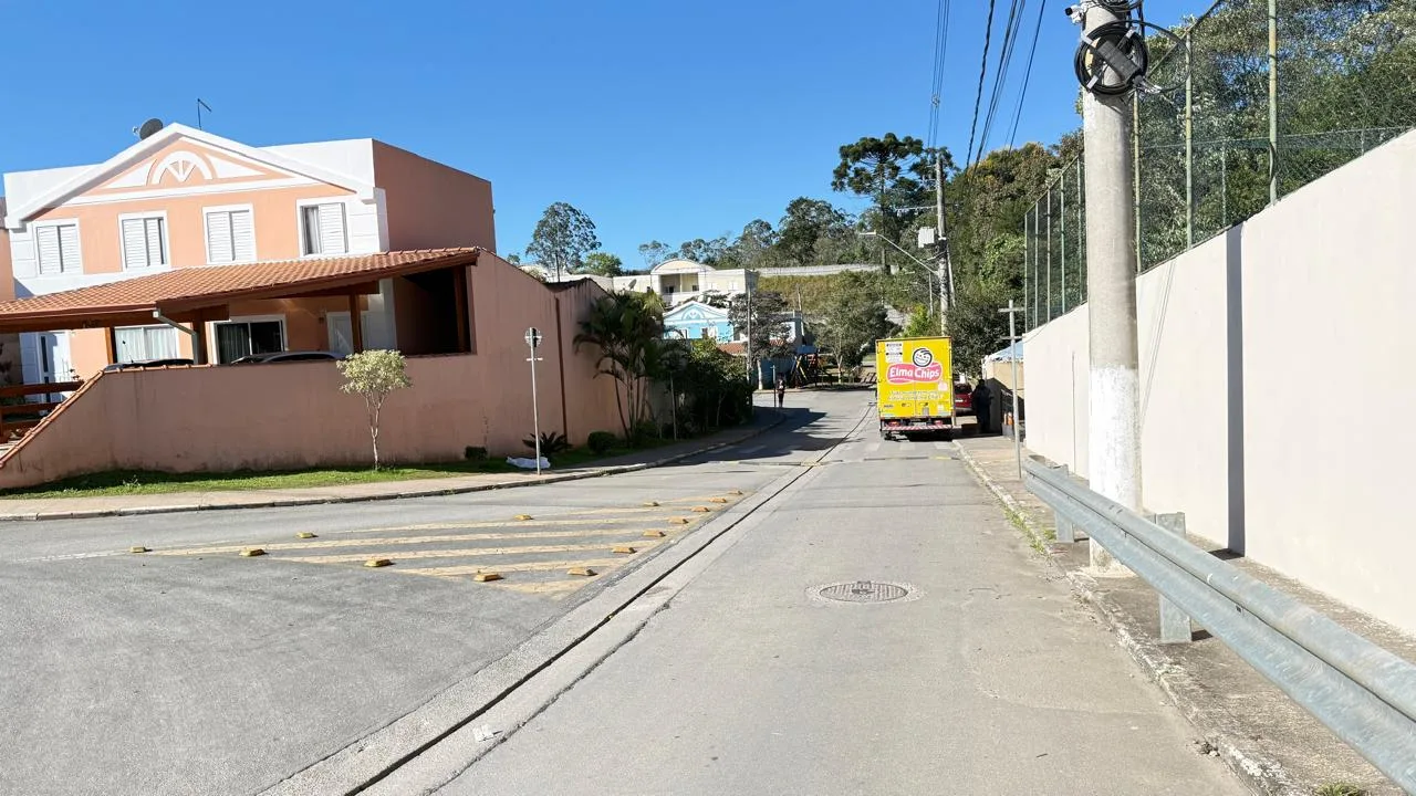 Sobrado em condomínio para alugar — foto 3